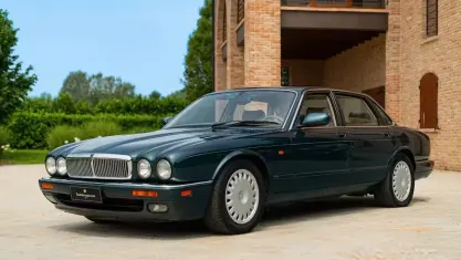 Usata Jaguar XJ6 211 CV (155 kW) 1995 Verde Berlina