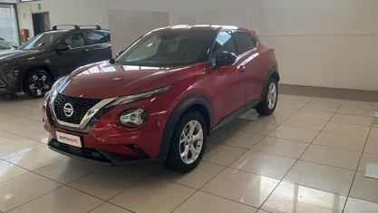 Rosso Usata 2020 Nissan Juke N-Connecta SUV | 13.899 € (Buon prezzo)