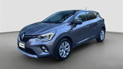 Usata Renault Captur Intens 160 CV (117 kW) 2021 Grigio chiaro SUV