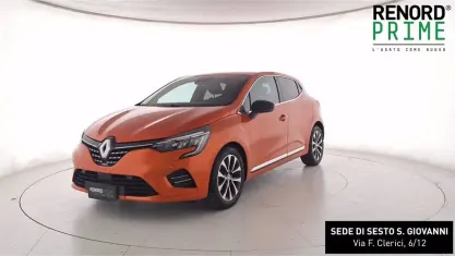 Usata Renault Clio Intens 91 CV (66 kW) 2023 Arancione Utilitaria