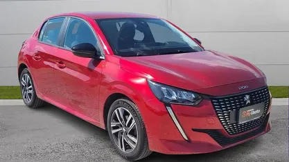 Usata Peugeot 208 Active 75 CV (55 kW) 2023 Rosso Utilitaria