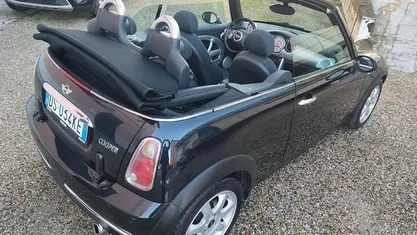 Usata Mini Cooper Cabriolet 116 CV (85 kW) 2008 Nero Cabrio