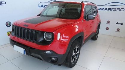 Begagnad Jeep Renegade Trailhawk 179 HK (131 kW) 2020 Röd SUV