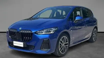 Usata BMW 218 Active Tourer M Sport 150 CV (110 kW) 2023 Portimao blue metallizzato Monovolume