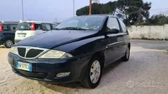 Blu/azzurro Usata 2002 Lancia Ypsilon Due volumi | 1299 € (Buon prezzo)