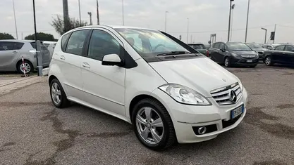 Usata Mercedes A180 Style 109 CV (80 kW) 2012 Bianco Berlina