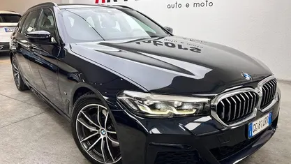 Usata BMW 518 M Sport 150 CV (110 kW) 2021 Blu Station wagon