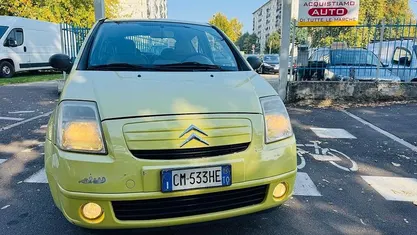 Verde Usata 2004 Citroën C2 Exclusive Due volumi | 1690 € (Ottimo prezzo)
