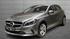 Grigio Usata 2018 Mercedes A180 Executive Tre volumi | 17.900 € (Buon prezzo)