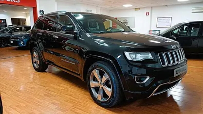Nero Usata 2015 Jeep Grand Cherokee Overland SUV | 13.900 € (Buon prezzo)