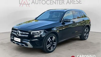 Nero metallizzato Usata 2021 Mercedes GLC200 Business SUV | 27.800 € (Super prezzo)