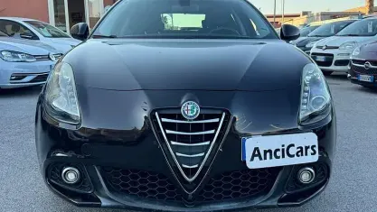 Usata Alfa Romeo Giulietta Progression 105 CV (77 kW) 2012 Nero Utilitaria