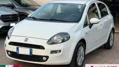 Bianco Usata 2015 Fiat Punto Lounge Due volumi | 3800 € (Ottimo prezzo)