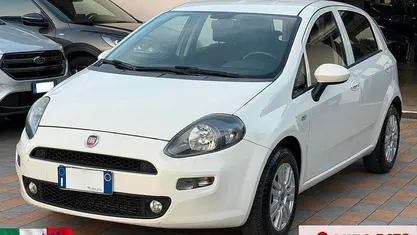Bianco Usata 2015 Fiat Punto Lounge Due volumi | 3800 € (Ottimo prezzo)