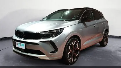 Grigio Usata 2024 Opel Grandland X Ultimate SUV | 25.500 € (Buon prezzo)