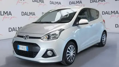 Usata Hyundai i10 67 CV (49 kW) 2016 Argento Utilitaria