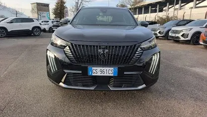 Nero Usata 2024 Peugeot 2008 GT SUV | 23.950 € (Buon prezzo)