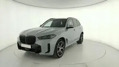 Usata BMW X5 M Sport 352 CV (258 kW) 2025 Black sapphire metallizzato SUV