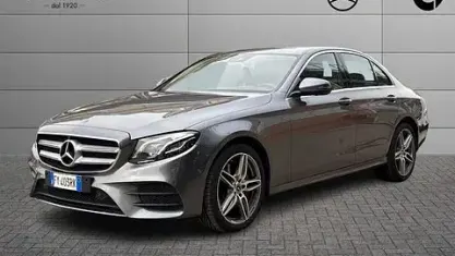 Usata Mercedes E220 Premium 194 CV (142 kW) 2019 Argento Berlina