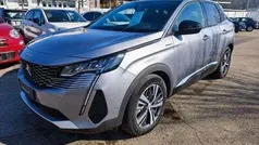 Usata 2023 Peugeot 3008 Allure SUV | 31.900 €