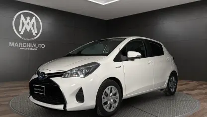 Second-hand Toyota Yaris Hybrid Cool 73 CP (53 kW) 2017 Alb Berlinǎ