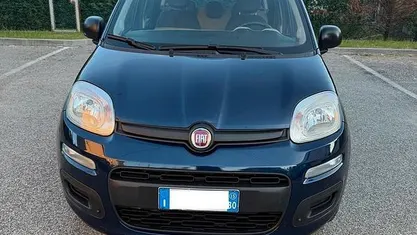 Blu Usata 2015 Fiat Panda Tre volumi | 5700 € (Buon prezzo)