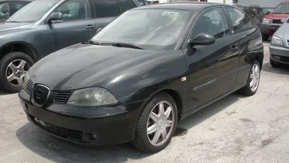 Usata Seat Ibiza 69 CV (50 kW) 2005 Berlina
