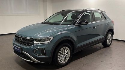 Usata VW T-Roc Life 116 CV (85 kW) 2025 Blu SUV