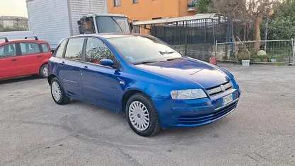 Usata Fiat Stilo Dynamic 120 CV (88 kW) 2006 Blu Berlina