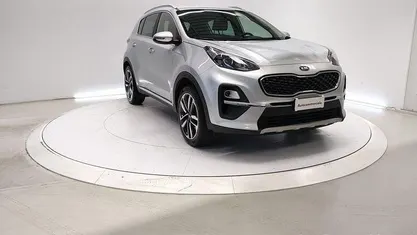 Argento Usata 2021 Kia Sportage Style SUV | 19.200 € (Buon prezzo)