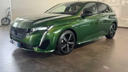 Usata Peugeot 308 GT 131 CV (96 kW) 2024 Verde Berlina