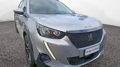 Usata 2020 Peugeot 2008 Allure SUV | 14.900 € (Buon prezzo)