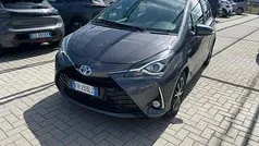 Grigio Usata 2020 Toyota Yaris Hybrid Active Due volumi | 13.490 € (Buon prezzo)