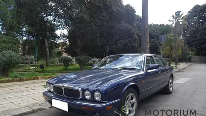 Usata Jaguar XJ 237 CV (174 kW) 1999 Berlina