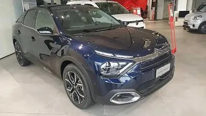 Nuova Citroën e-C4 61 kW (84 CV) 2025 Blu Berlina
