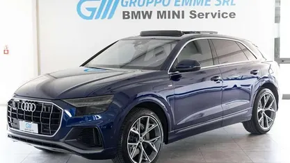 Usata 2018 Audi Q8 Sport SUV | 52.500 € (Buon prezzo)