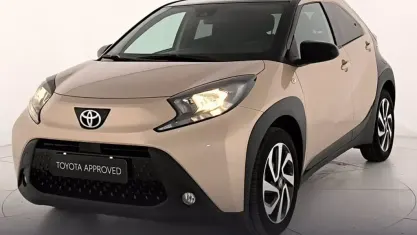 Usata Toyota Aygo X Trend 72 CV (52 kW) 2023 Gingere SUV