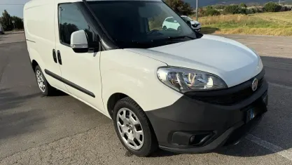 Usata Fiat Doblò 105 CV (77 kW) 2018 Bianco Monovolume