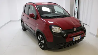 Rosso Usata 2025 Fiat Panda Cross Cross Due volumi | 13.650 € (Buon prezzo)