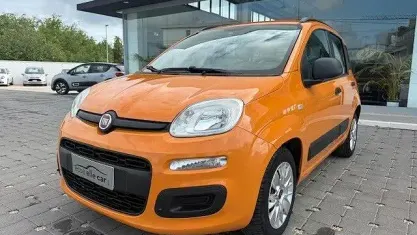 Usata Fiat Panda Easy 95 CV (69 kW) 2016 Arancione Utilitaria