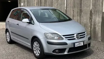 Usata VW Golf Plus Cross Comfortline 116 CV (85 kW) 2006 Grigio Monovolume
