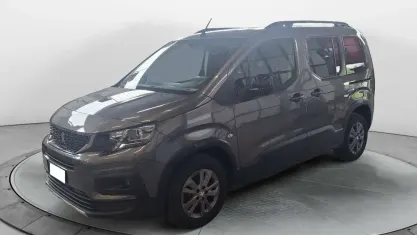 Usata Peugeot Rifter Allure 102 CV (75 kW) 2022 Grigio Monovolume
