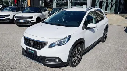Bianco Usata 2017 Peugeot 2008 Allure SUV | 12.500 € (Buon prezzo)