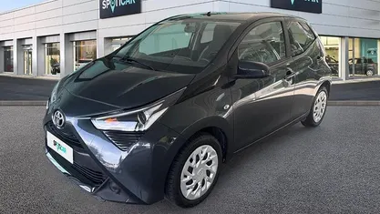 Grigio Usata 2019 Toyota Aygo Trend Due volumi | 11.900 € (Buon prezzo)