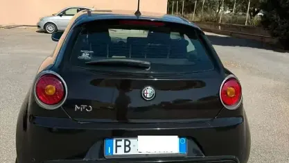 Usata Alfa Romeo MiTo Progression 85 CV (62 kW) 2015 Nero Utilitaria
