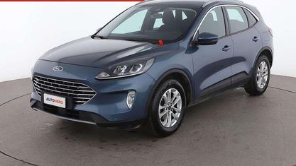 Używany Ford Kuga Business Edition 120 KM (88 kW) 2022 Niebieski SUV