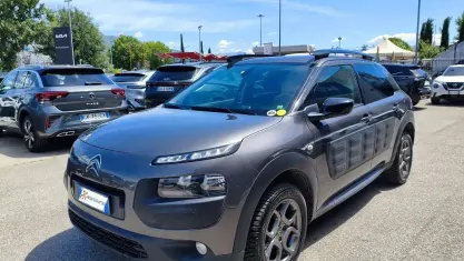 Usata Citroën C4 Shine 99 CV (72 kW) 2018 Grigio SUV