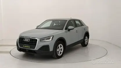Usata Audi Q2 Business 110 CV (80 kW) 2023 Grigio SUV