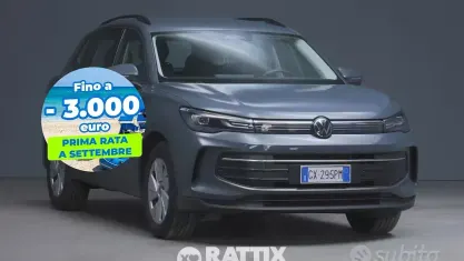 Usata VW Tiguan Life 150 CV (110 kW) 2024 Dolphin grey SUV