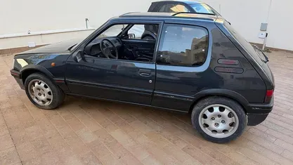 Usata Peugeot 205 GTi 128 CV (94 kW) 1990 Berlina